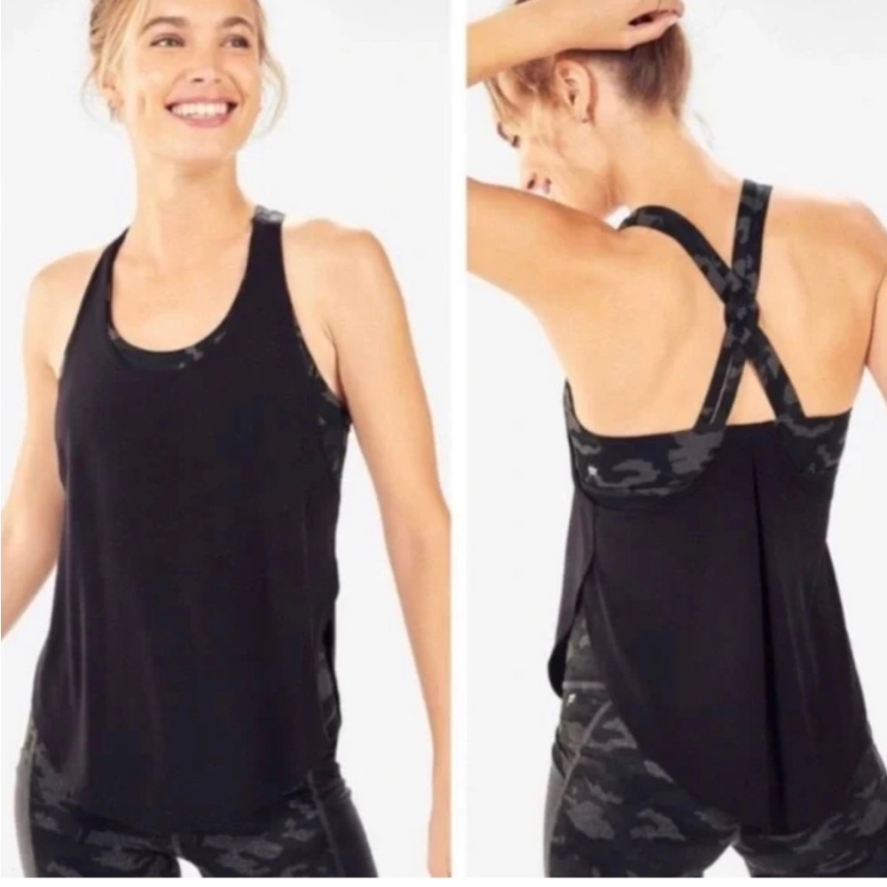 2piece set athletic wear Fabletics black + camo pants & workout top